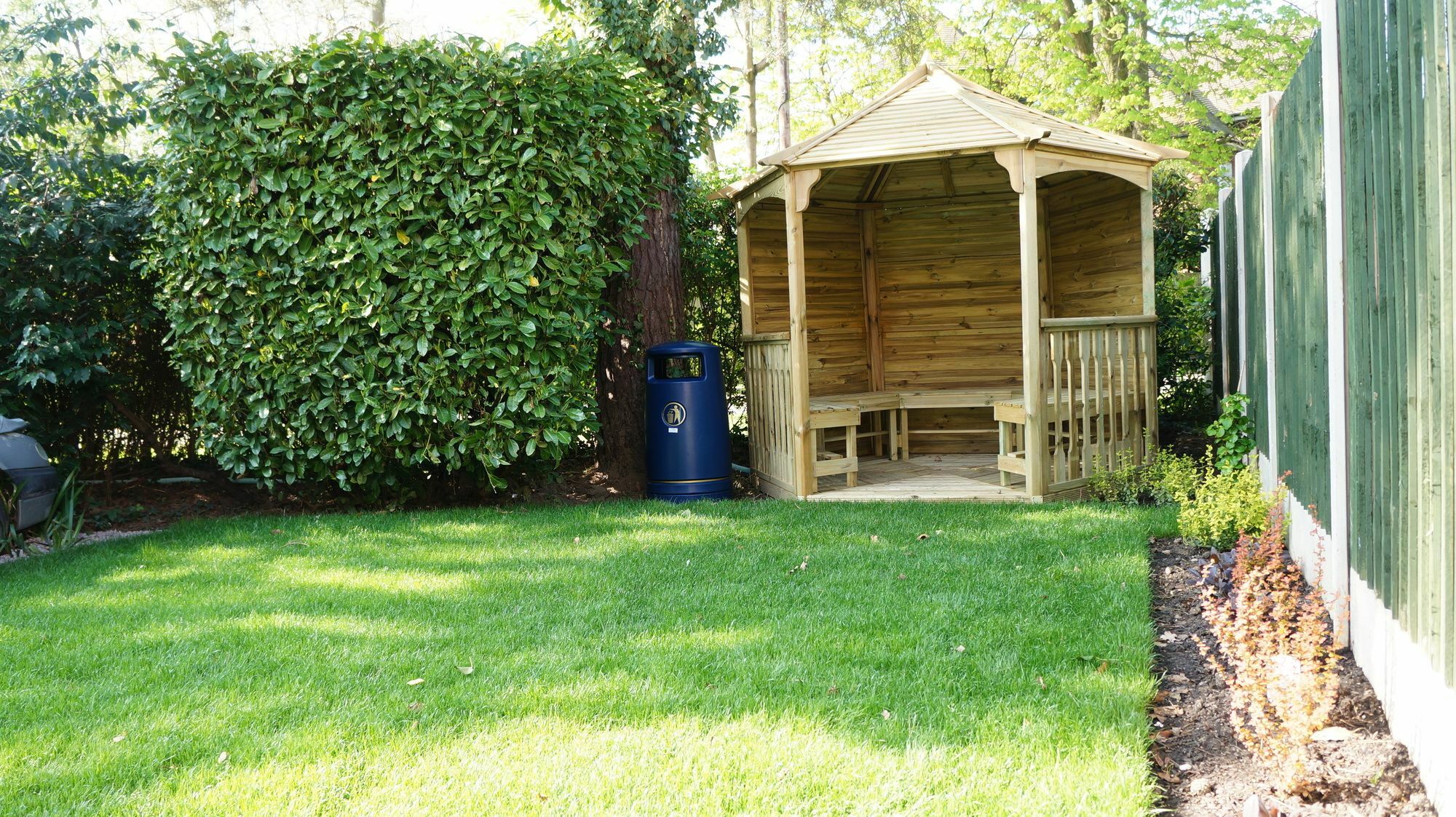 The Lawn Gatwick Гостевой дом Хорли